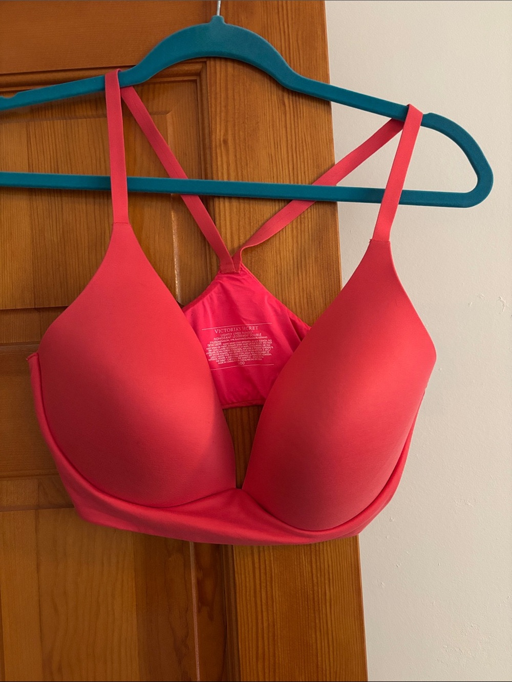Victoria's Secret Coral Pink Lightly Line Plunge Bra